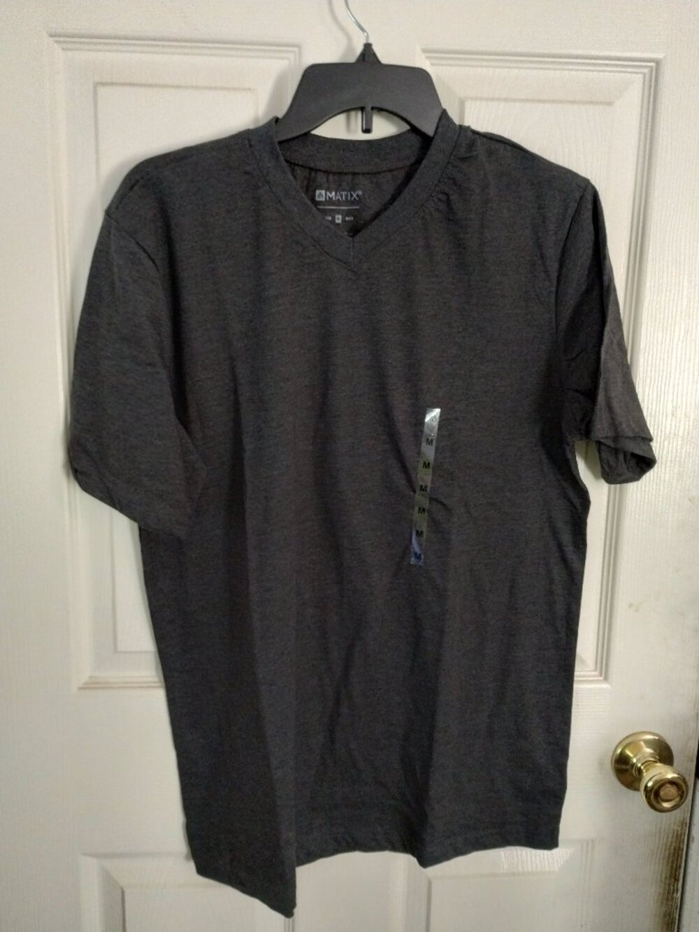 Matix men's charcoal gray t- shirt ,size- medium,new